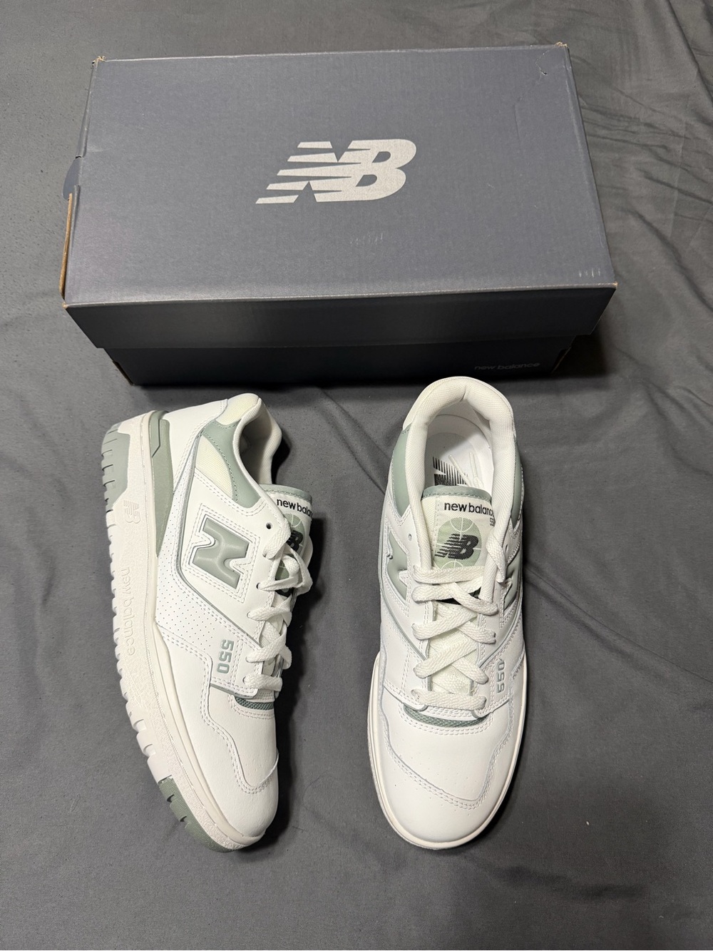 Size 8.5M/10W New Balance 550 white/gray